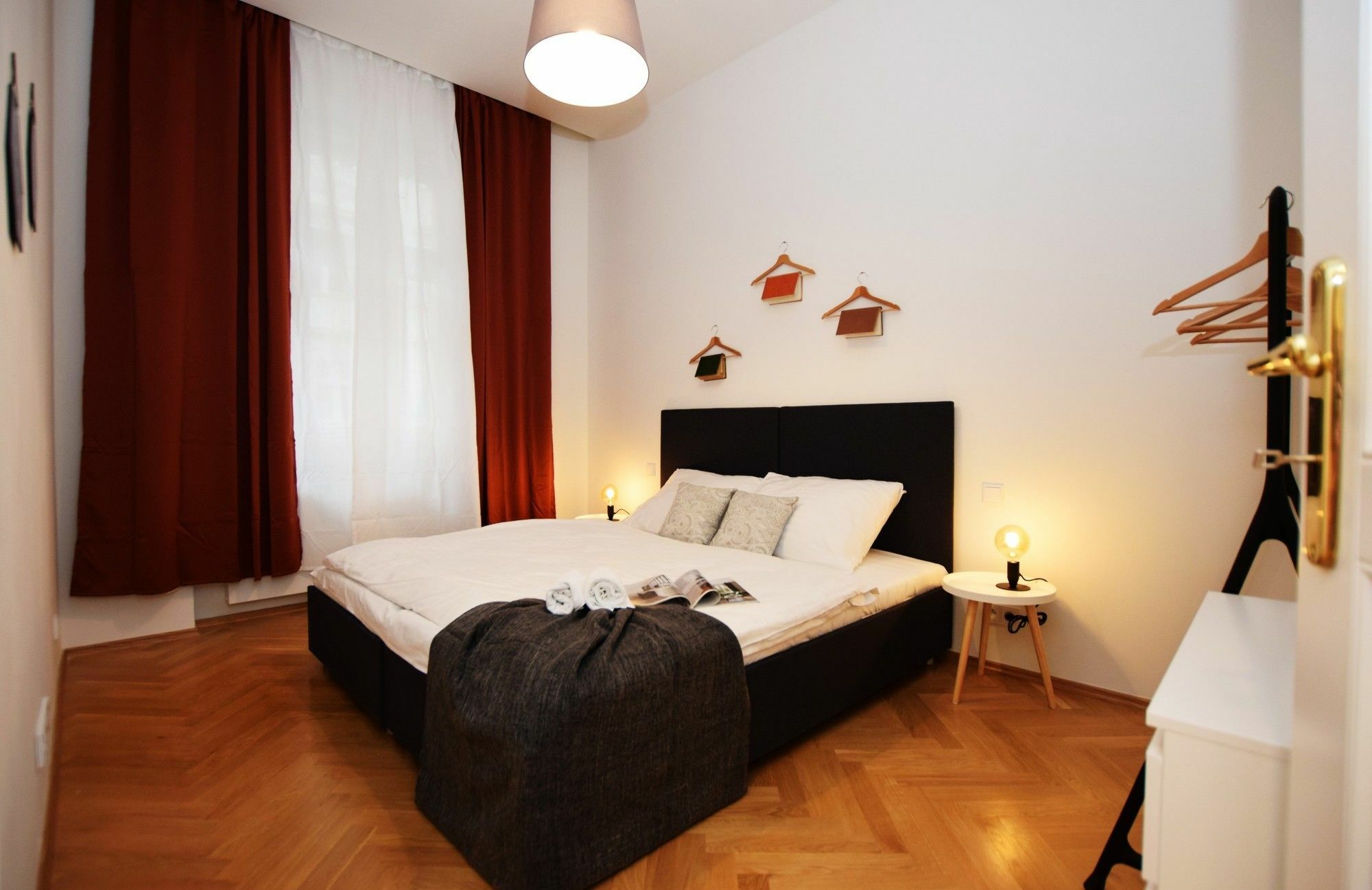 Rehorova Apartments Прага Экстерьер фото