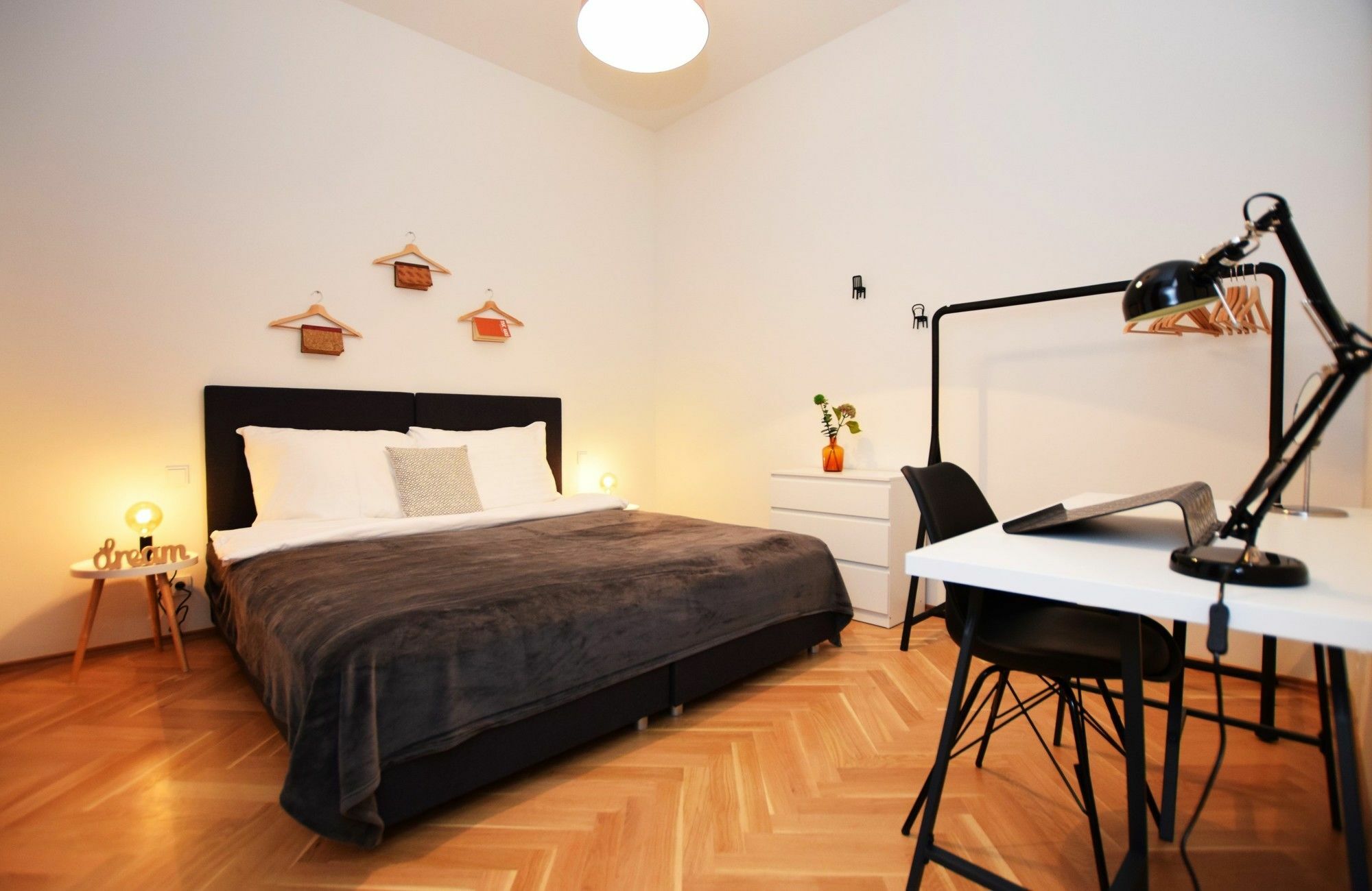 Rehorova Apartments Прага Экстерьер фото